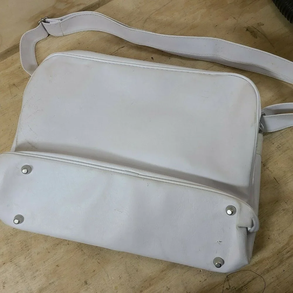 In N Out Tote Bag faux White Leather Collectible Advertising Hard to Find‎